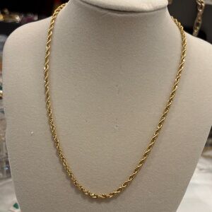 Classic Gold Twisted Chain Necklace